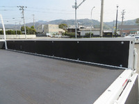 三菱ふそうキャンタークレーン6段小型（2t・3t）[写真23]