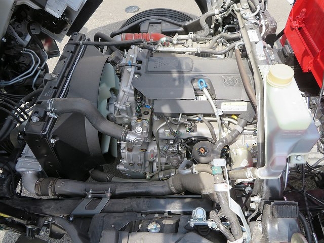 三菱ふそうキャンタークレーン6段小型（2t・3t）[写真33]