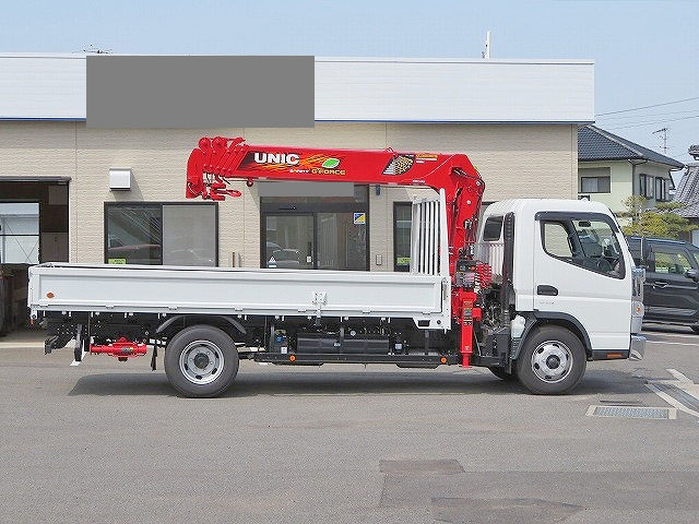 三菱ふそうキャンタークレーン6段小型（2t・3t）[写真04]