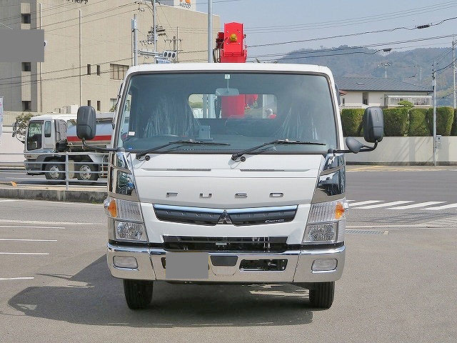 三菱ふそうキャンタークレーン6段小型（2t・3t）[写真05]