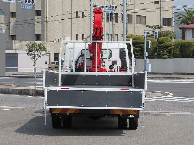 三菱ふそうキャンタークレーン6段小型（2t・3t）[写真08]