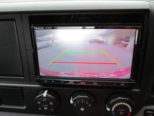 三菱ふそうキャンター平ボディ小型（2t・3t）[写真13]