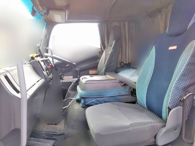 いすゞフォワードヒップリフター増トン（6t・8t）[写真31]