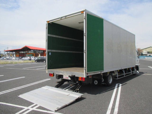 日野レンジャーアルミバン中型（4t）[写真02]