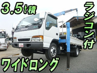 いすゞエルフセルフクレーン3段小型（2t・3t）[写真01]