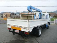 いすゞエルフセルフクレーン3段小型（2t・3t）[写真02]