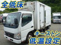 三菱ふそうキャンター冷凍車（冷蔵車）小型（2t・3t）[写真01]