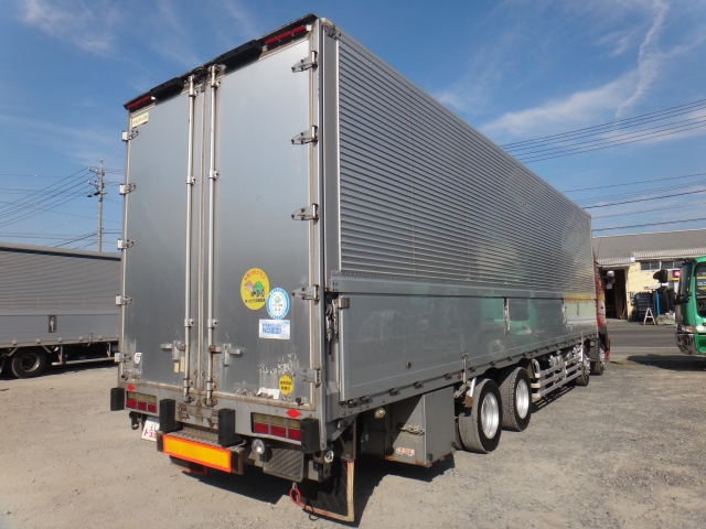 日野プロフィアアルミウイング大型（10t）[写真02]