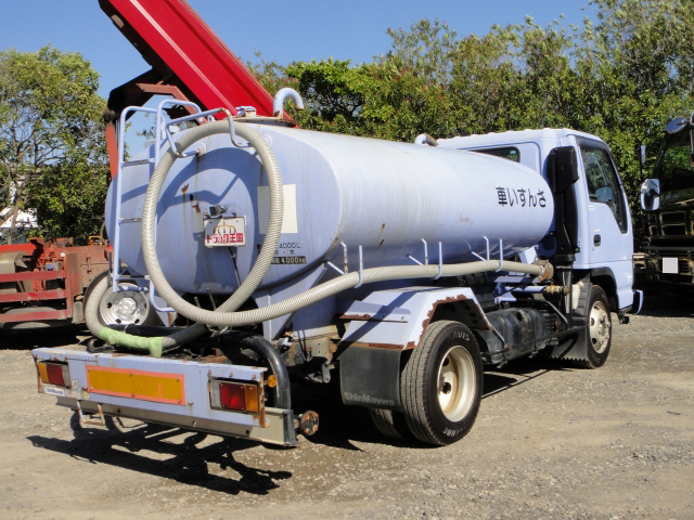 いすゞエルフ散水車小型（2t・3t）[写真02]