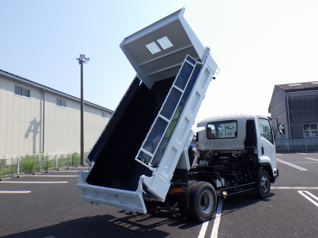 いすゞフォワードダンプ中型（4t）[写真02]