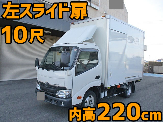 トヨタダイナアルミバン小型（2t・3t）TKG-XZU605 [写真01]