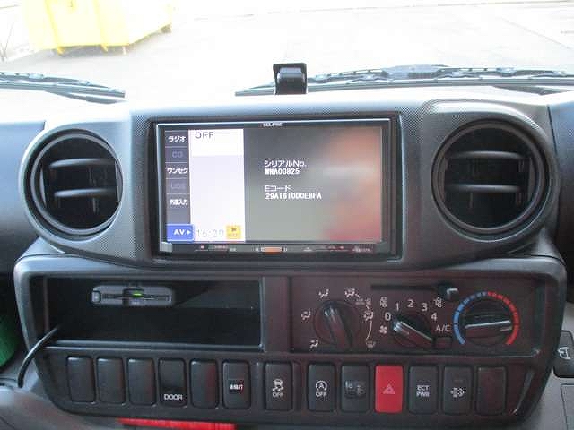 トヨタダイナアルミバン小型（2t・3t）[写真13]