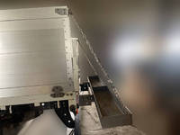 三菱ふそうキャンターアルミブロック小型（2t・3t）[写真05]