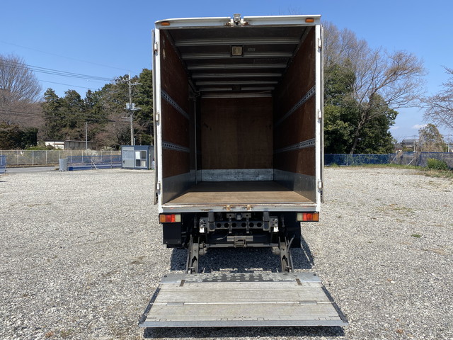 いすゞエルフアルミバン小型（2t・3t）[写真17]