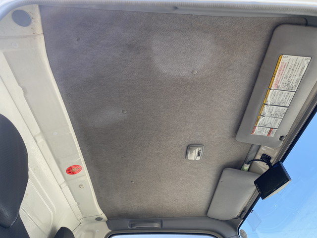 いすゞエルフアルミバン小型（2t・3t）[写真25]