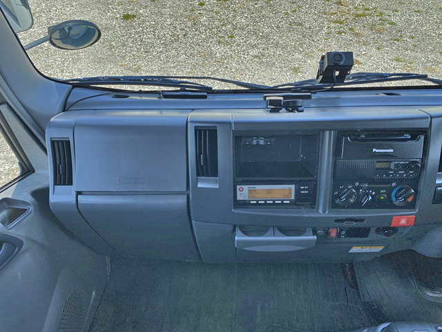 いすゞエルフアルミバン小型（2t・3t）[写真27]