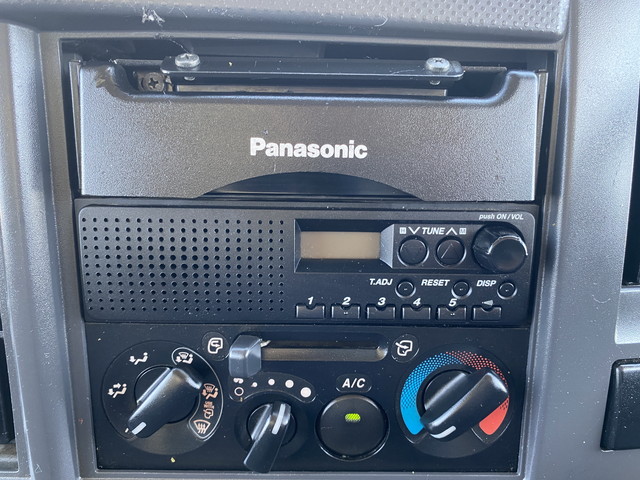 いすゞエルフアルミバン小型（2t・3t）[写真31]