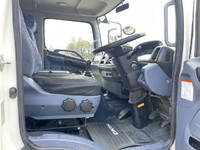 日野レンジャーセルフクレーン4段増トン（6t・8t）[写真29]