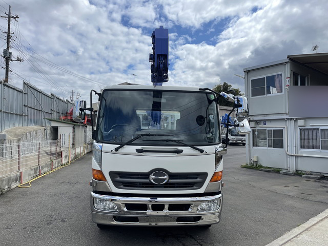 日野レンジャーセルフクレーン4段増トン（6t・8t）[写真06]