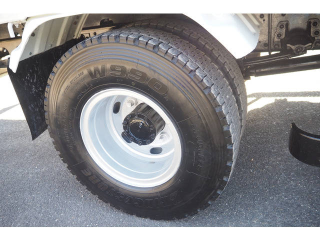 いすゞフォワードクレーン3段中型（4t）[写真21]