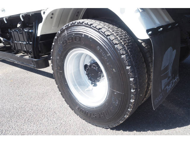 いすゞフォワードクレーン3段中型（4t）[写真23]