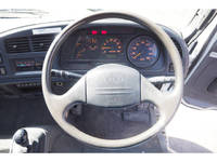 いすゞフォワードクレーン3段中型（4t）[写真37]