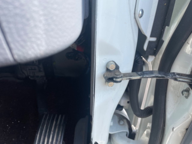 三菱ふそうキャンター平ボディ小型（2t・3t）[写真13]