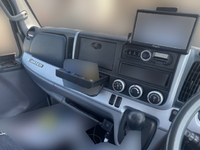 三菱ふそうキャンター平ボディ小型（2t・3t）[写真15]