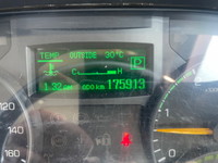 三菱ふそうキャンター平ボディ小型（2t・3t）[写真17]