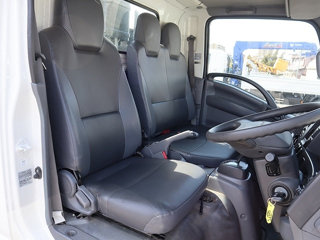 いすゞエルフパッカー車（塵芥車）小型（2t・3t）[写真31]