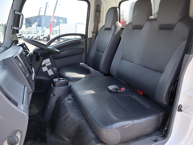 いすゞエルフパッカー車（塵芥車）小型（2t・3t）[写真33]