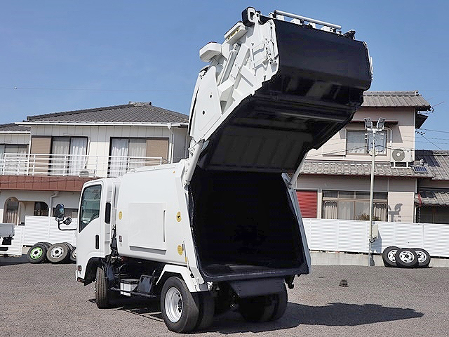 いすゞエルフパッカー車（塵芥車）小型（2t・3t）[写真07]