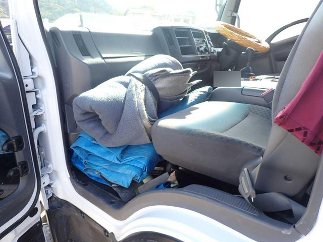 いすゞフォワードアルミブロック中型（4t）[写真27]