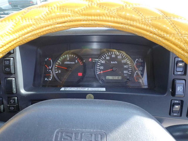 いすゞフォワードアルミブロック中型（4t）[写真29]