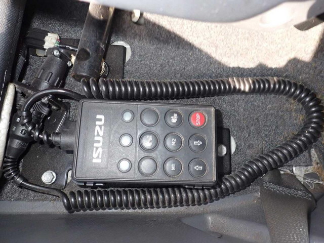 いすゞフォワードアルミブロック中型（4t）[写真33]