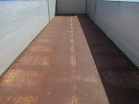 いすゞギガダンプ大型（10t）[写真13]