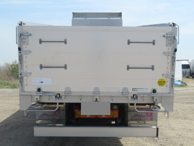 いすゞギガダンプ大型（10t）[写真05]