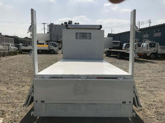 日野デュトロ平ボディ小型（2t・3t）[写真10]