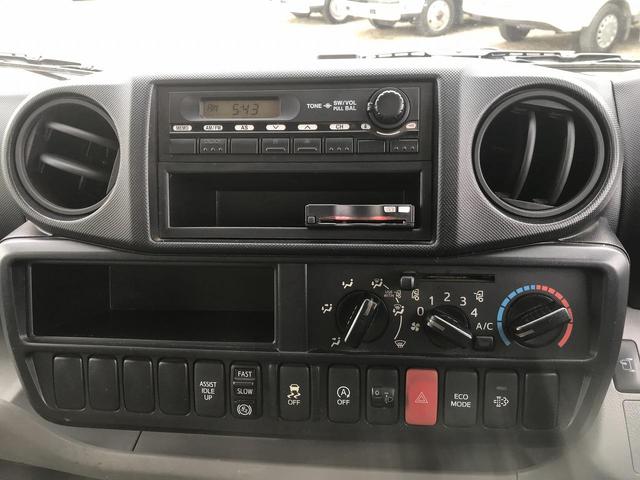 日野デュトロ平ボディ小型（2t・3t）[写真19]