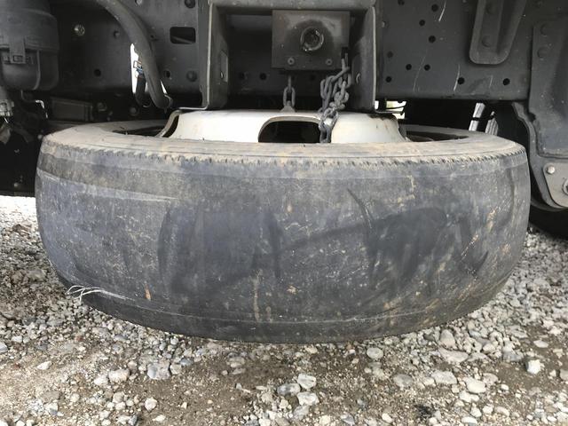 日野デュトロ平ボディ小型（2t・3t）[写真20]