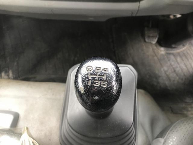 日野デュトロ平ボディ小型（2t・3t）[写真21]