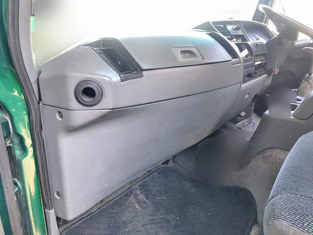 三菱ふそうファイターセルフクレーン5段中型（4t）[写真28]