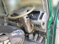 三菱ふそうファイターセルフクレーン5段中型（4t）[写真32]