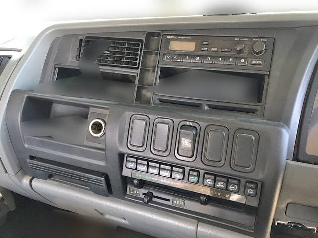 三菱ふそうファイターセルフクレーン5段中型（4t）[写真34]