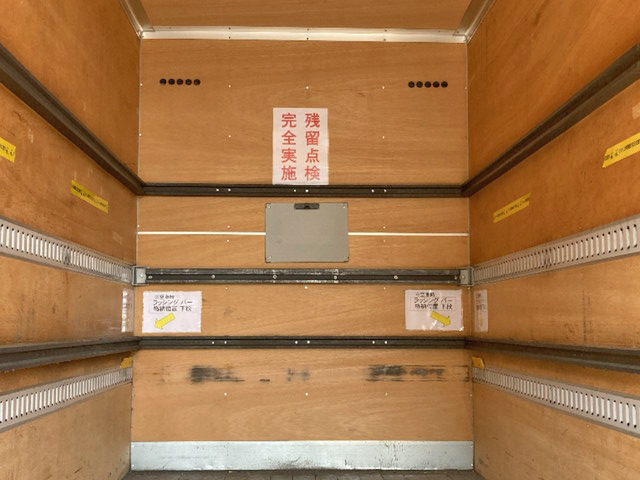 いすゞエルフアルミバン小型（2t・3t）[写真14]