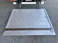 いすゞエルフアルミバン小型（2t・3t）[写真18]