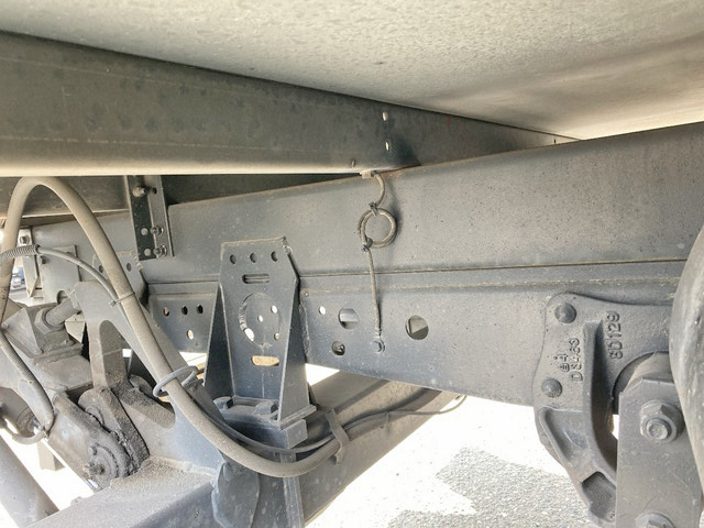 いすゞエルフアルミバン小型（2t・3t）[写真22]