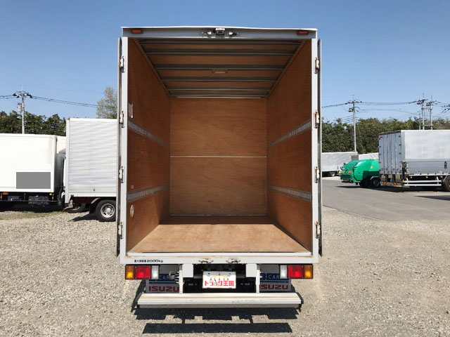 いすゞエルフアルミバン小型（2t・3t）[写真10]