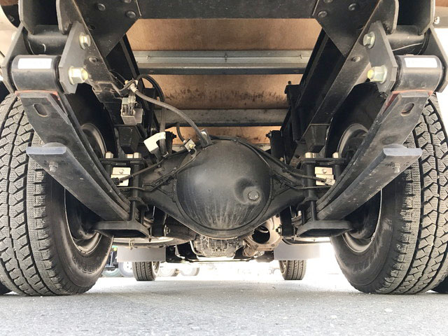 いすゞエルフアルミバン小型（2t・3t）[写真20]