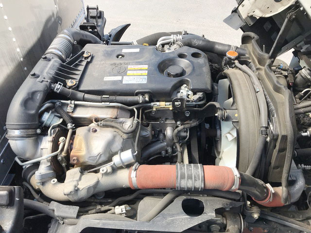 いすゞエルフアルミバン小型（2t・3t）[写真24]